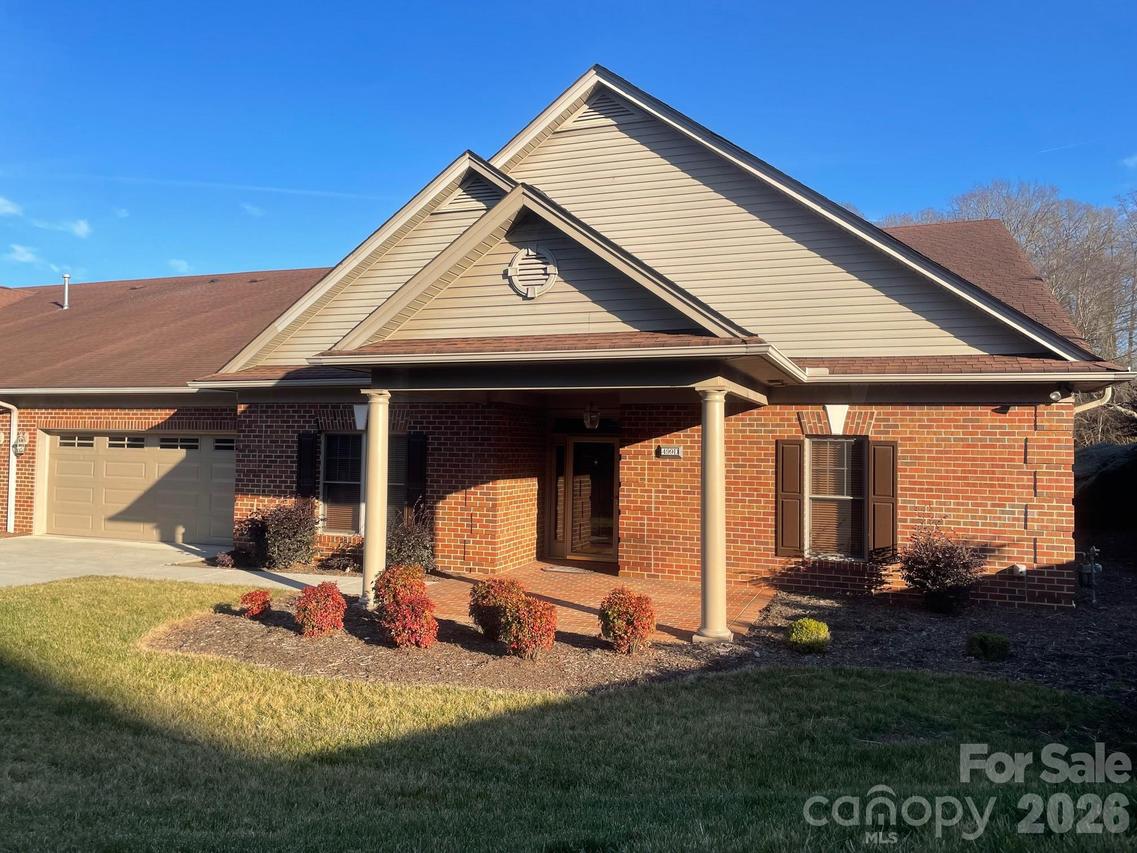 499 26th Ave., Hickory, NC 28601