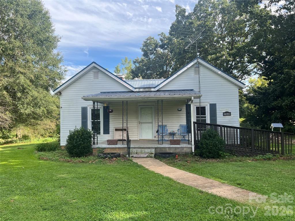 2940 Ambrose Dr., Gastonia, NC 28056