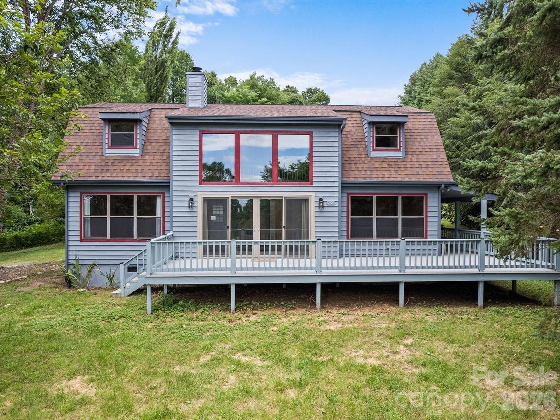 286 Pioneer Ridge Rd., Canton, NC 28716