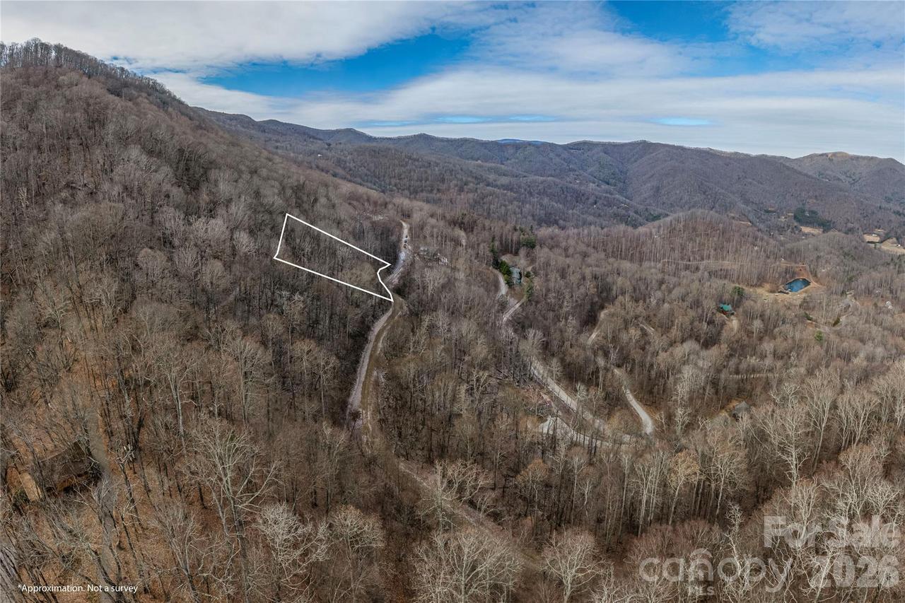 00 Curry Comb Tr. #516, Waynesville, NC 28785