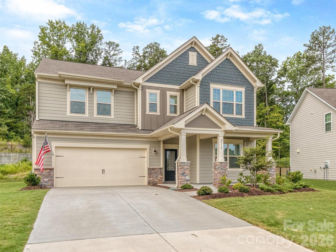2118 Killian Creek Dr., Denver, NC 28037