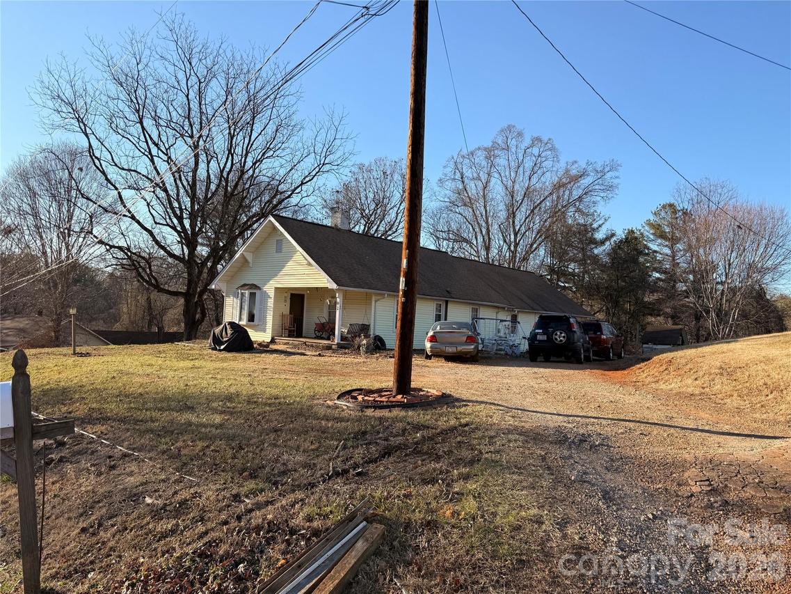 1104 K St., North Wilkesboro, NC 28659