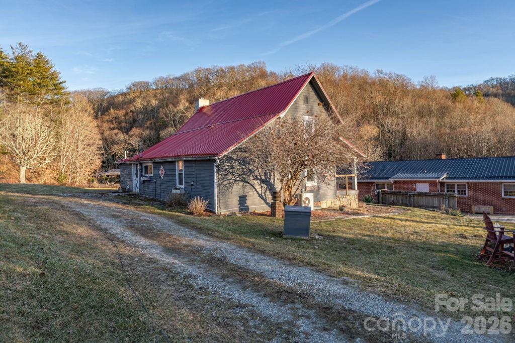 40 Painter Rd., Banner Elk, NC 28604