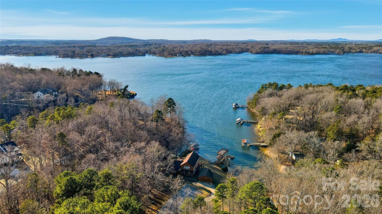 18409 Saint Charles Ln., Charlotte, NC 28278