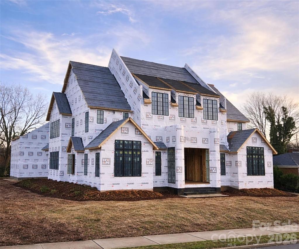 1240 Paddock Cir., Charlotte, NC 28209