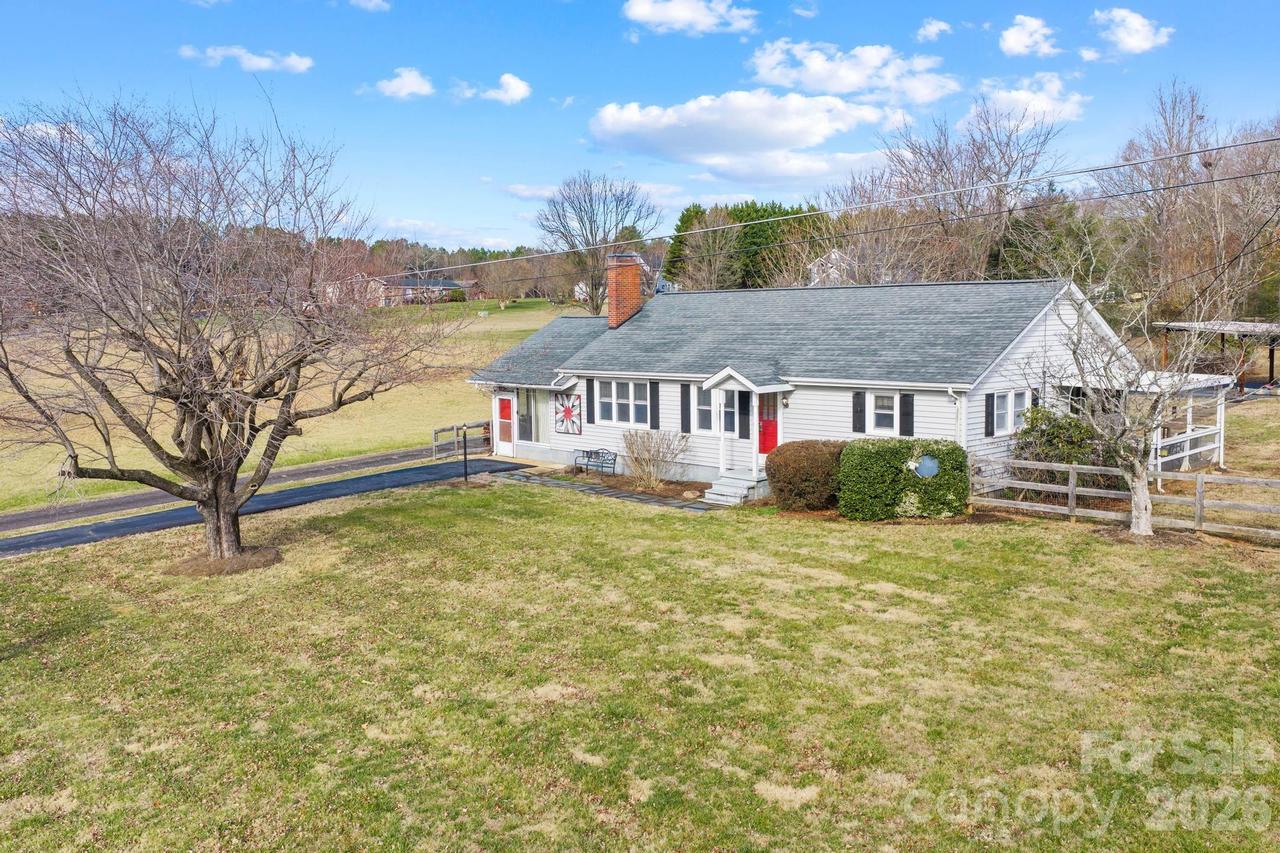 3060 Poplar Springs Rd., State Road, NC 28676