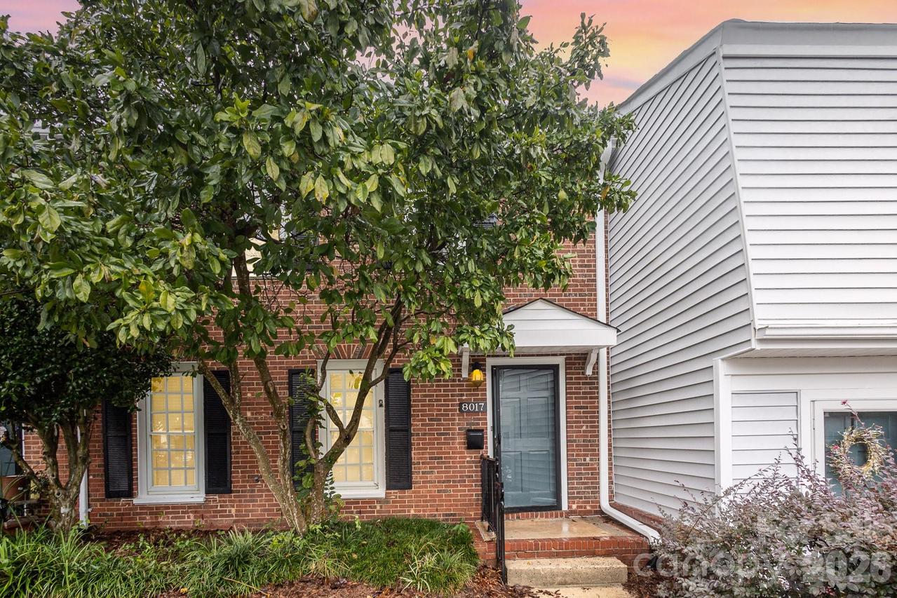 8017 Regent Park Ln., Charlotte, NC 28210