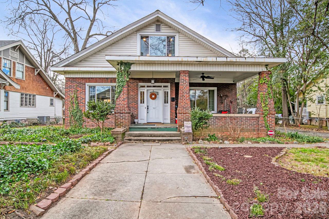707 S York St., Gastonia, NC 28052