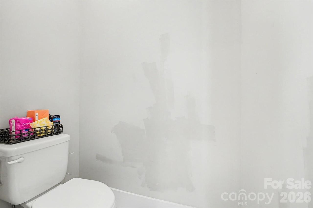 4031 Avalon Ave., Charlotte, NC 28208