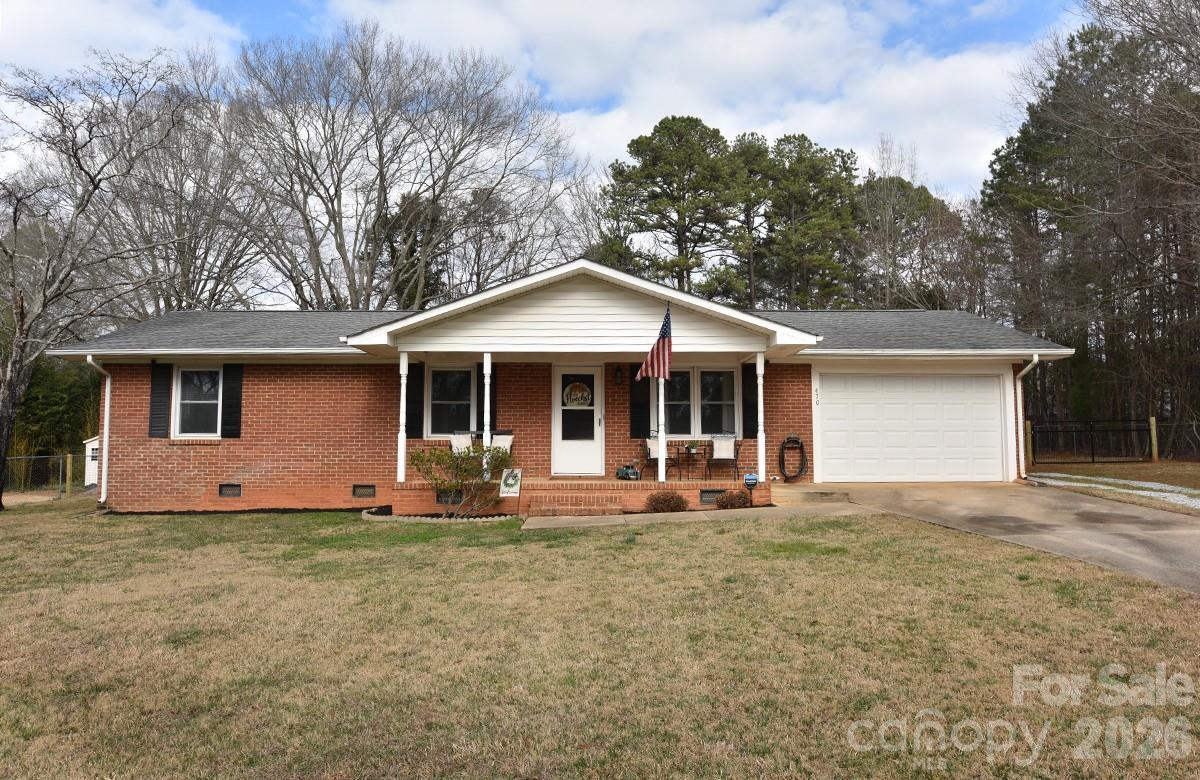 470 Nestlewood Ln., Salisbury, NC 28144