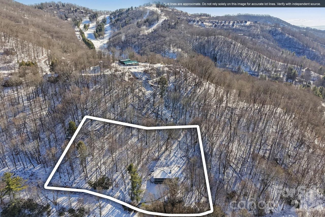 210 Spring Valley Dr. #624 & 625, Mars Hill, NC 28754