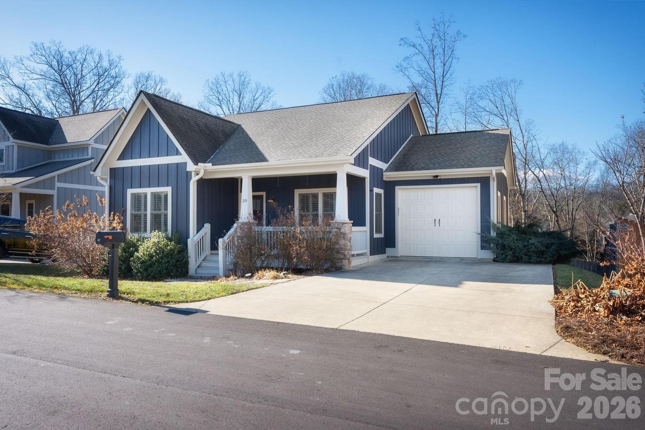 39 Ball Gap Rd., Arden, NC 28704