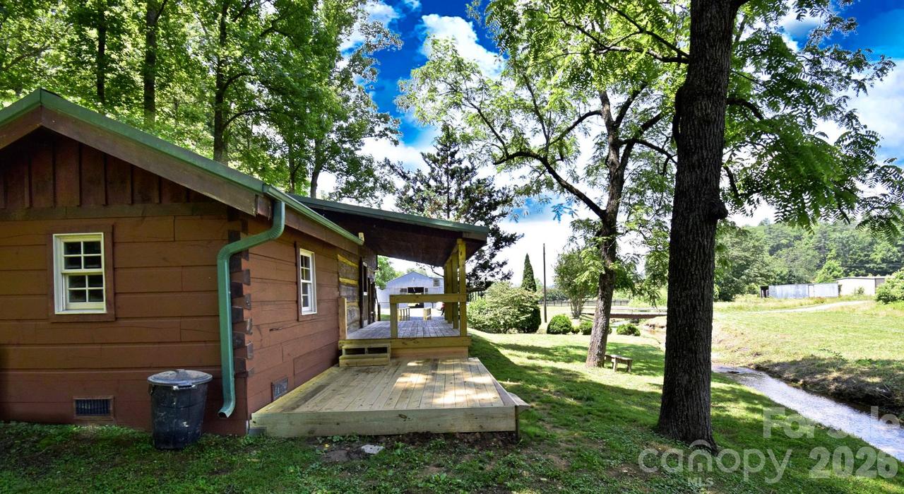 2967 & 2941 Roby Martin Rd., Lenoir, NC 28645