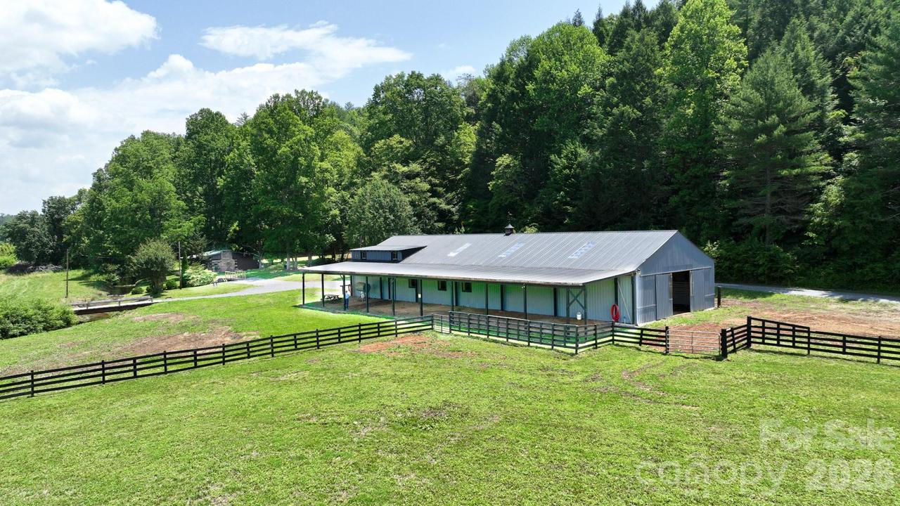 2941 Roby Martin Rd., Lenoir, NC 28645
