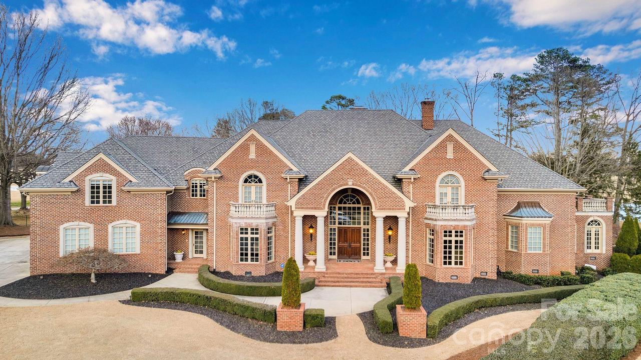 17429 Staysail Ct., Cornelius, NC 28031