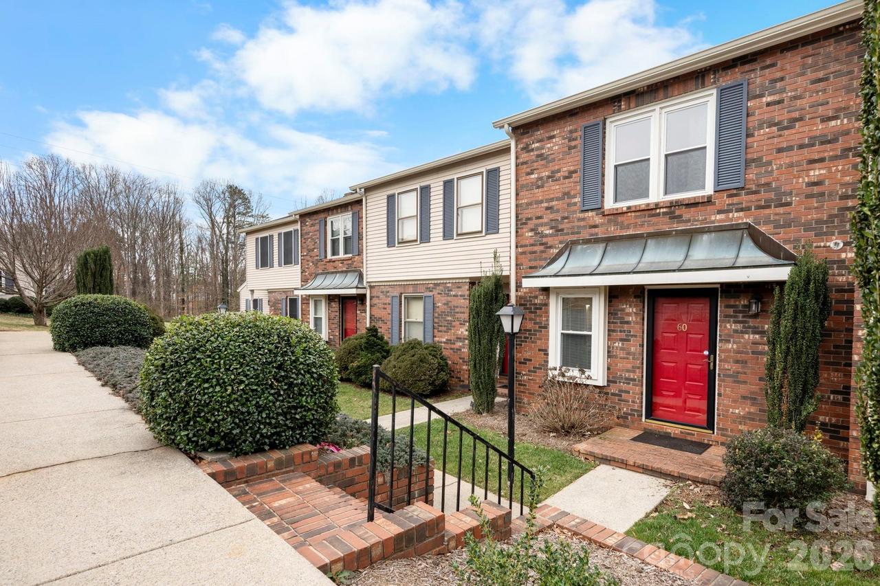 2705 N Center St. #60, Hickory, NC 28601