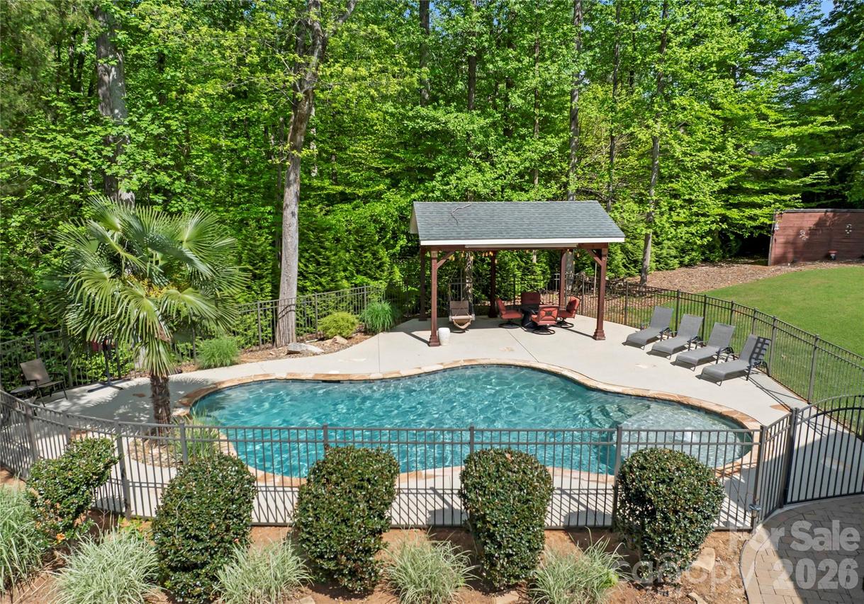 860 Arrow Point Ln., Davidson, NC 28036
