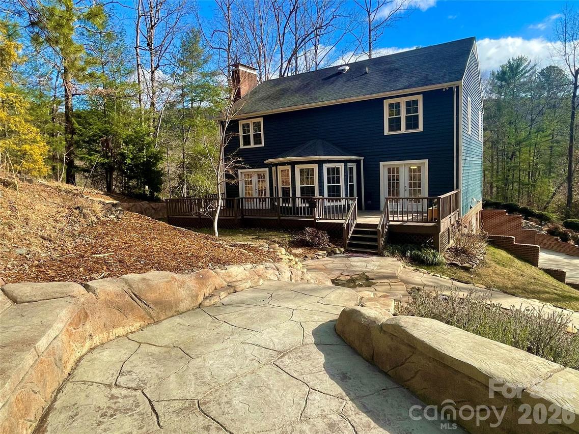 3132 Stoney Brook Dr., Lenoir, NC 28645