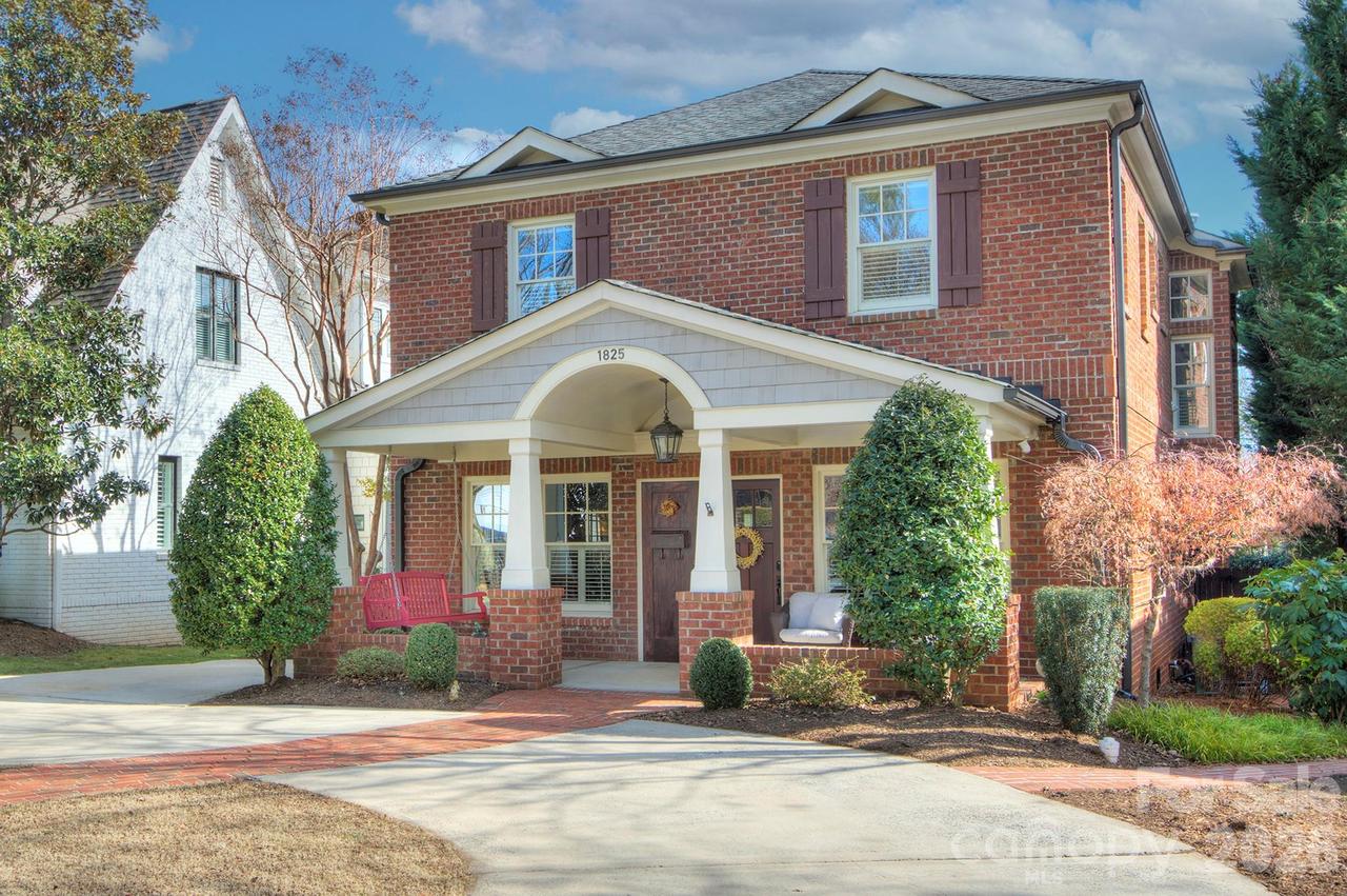1825 Lombardy Cir., Charlotte, NC 28203