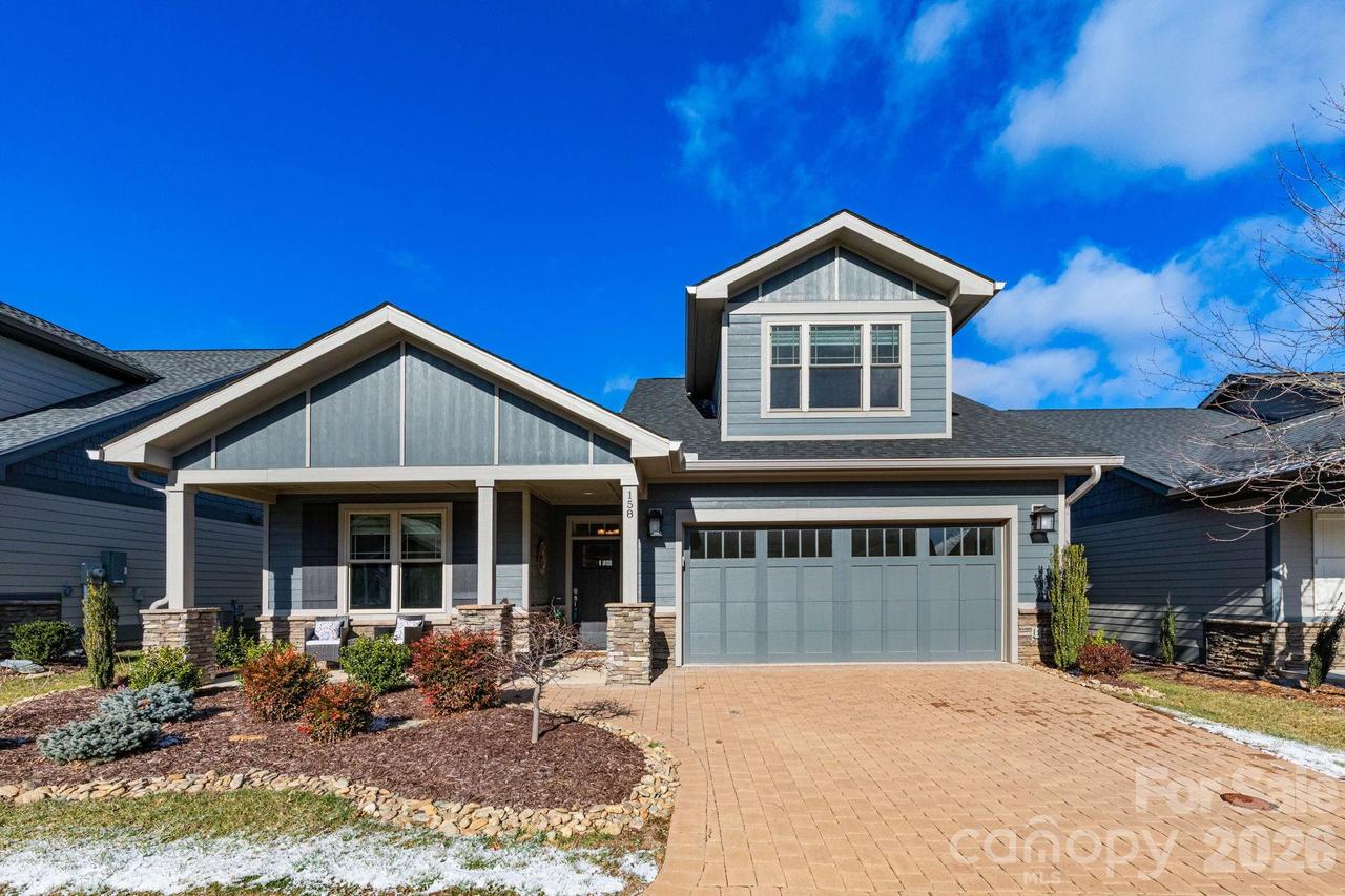 158 Waightstill Dr., Arden, NC 28704