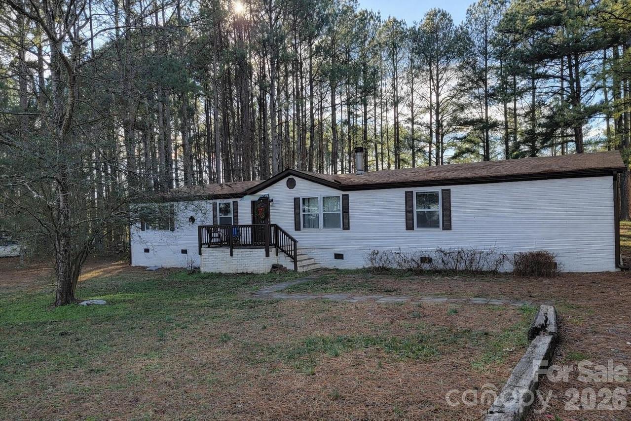246 Barbary Dr., Statesville, NC 28677
