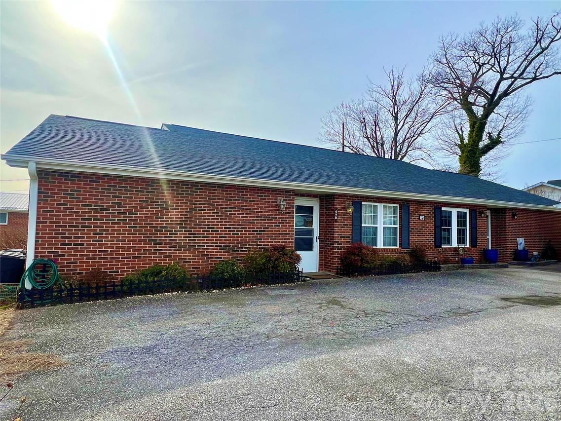 69 Buena Vista Ridge #B, Marion, NC 28752