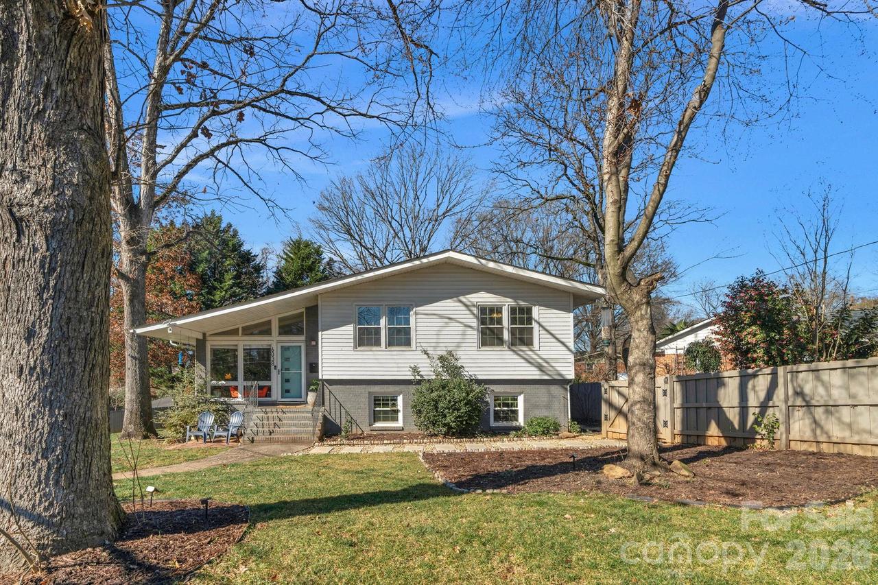 6038 Netherwood Dr., Charlotte, NC 28210
