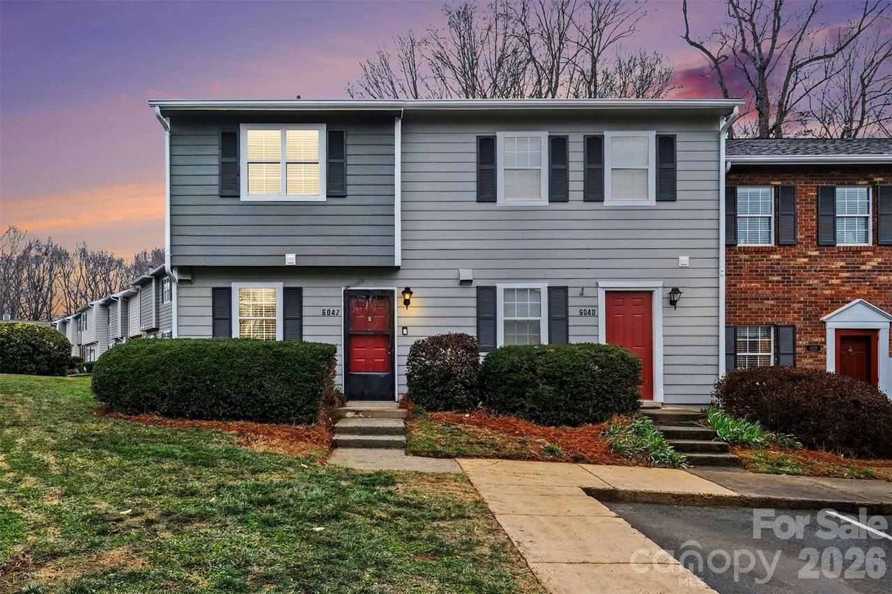 6042 Heath Valley Rd., Charlotte, NC 28210