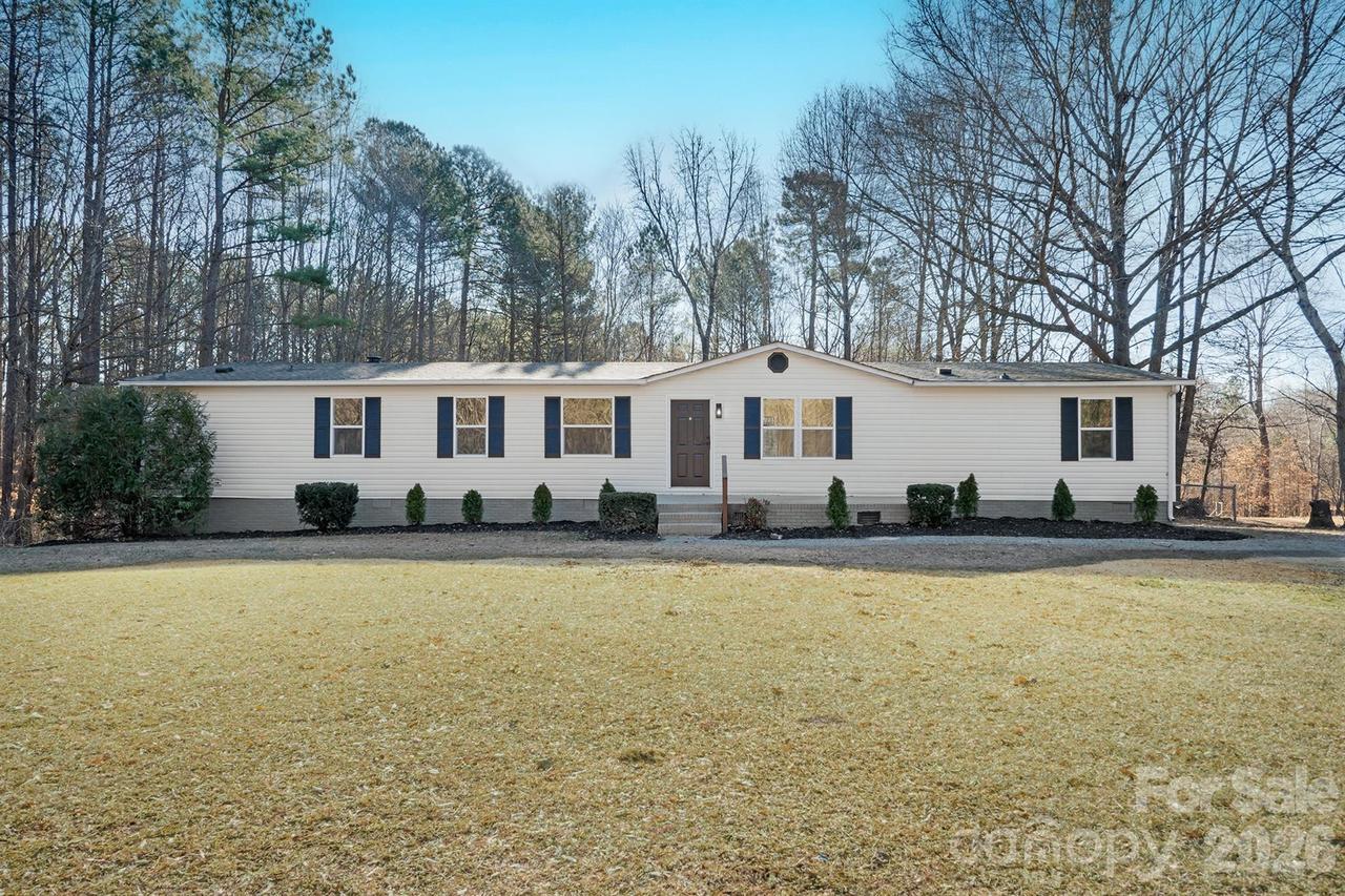 147 Neill Farm Rd., Troutman, NC 28166
