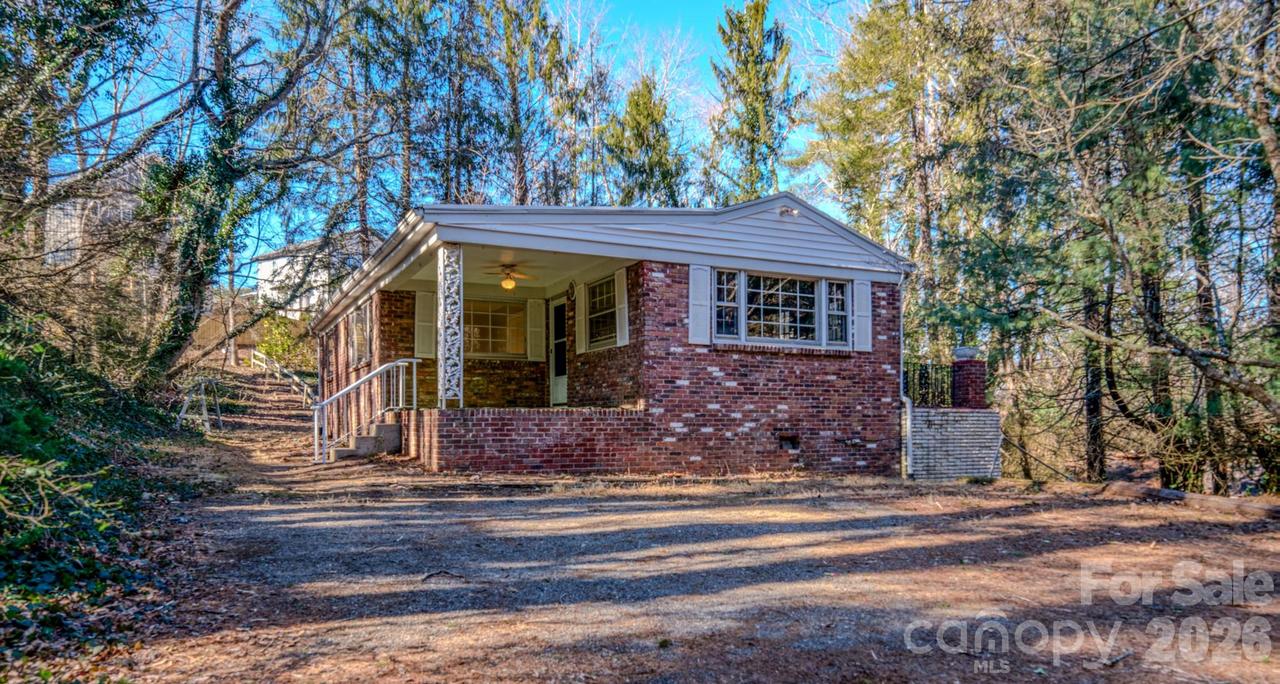 19 Swift St., Asheville, NC 28804