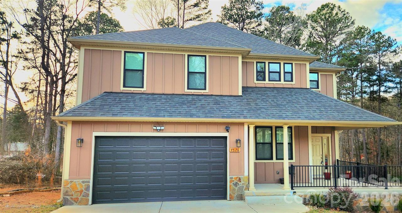 7576 Water Haven Tr., Denver, NC 28037