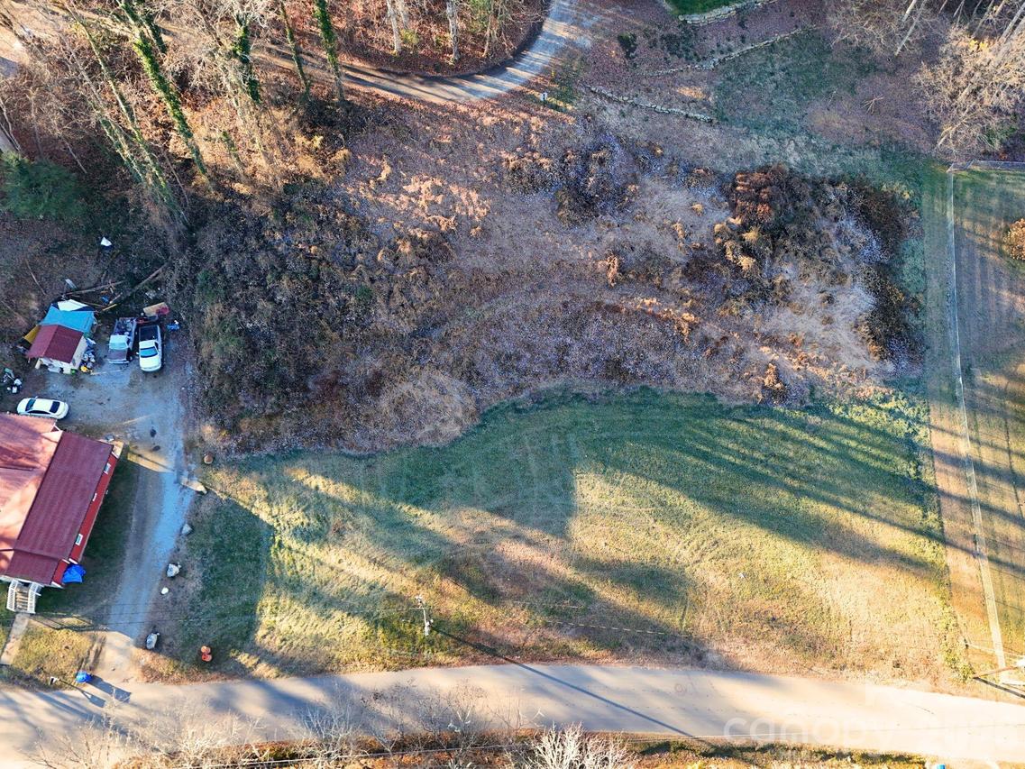 000 Whitmire St., Brevard, NC 28712