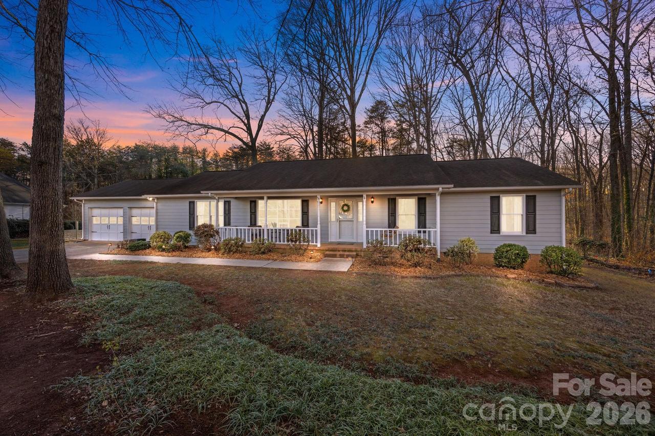 1250 Edgewood Ct., Salisbury, NC 28147