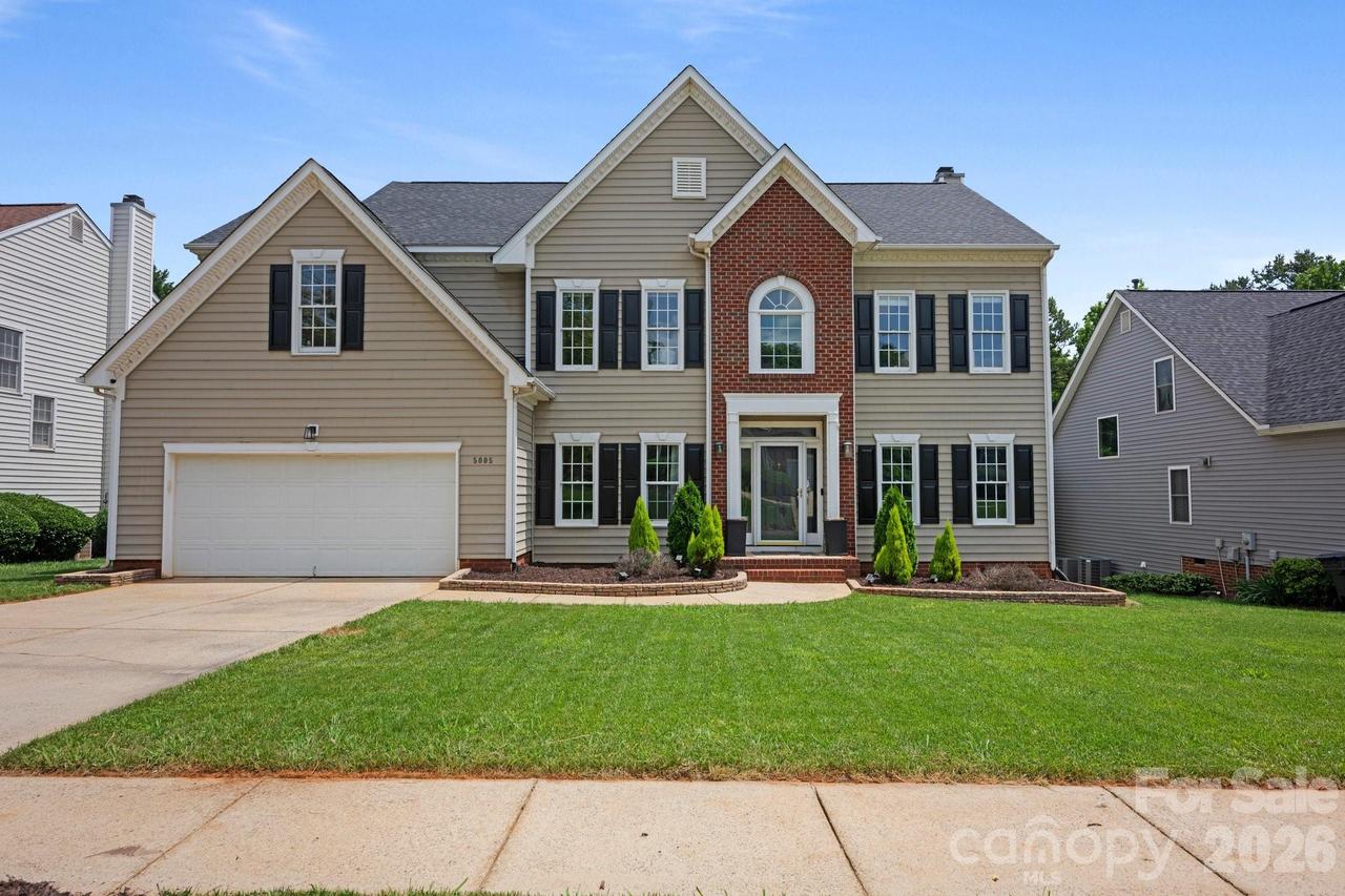 5005 Chestnut Knoll Ln., Charlotte, NC 28269