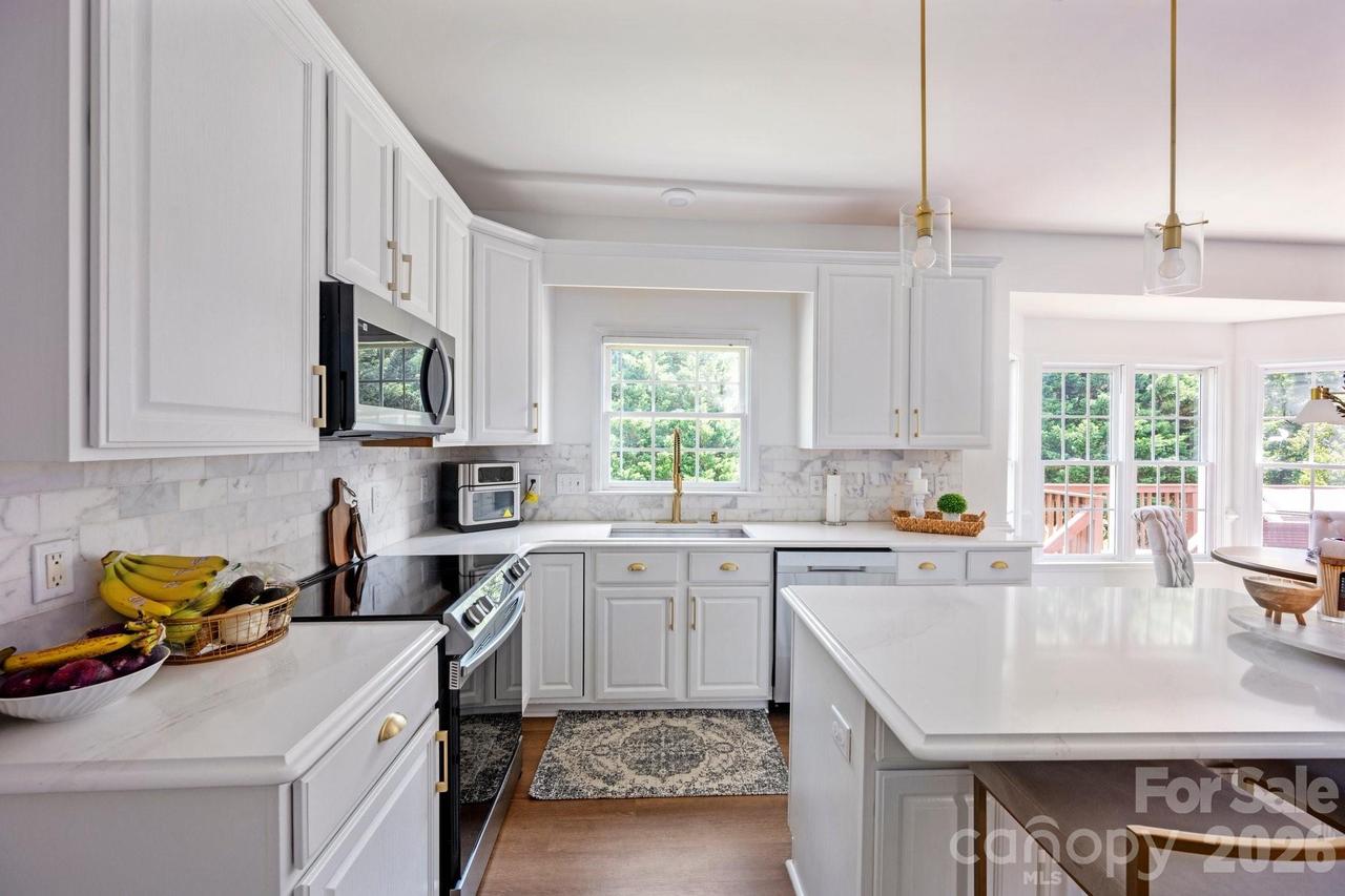 5005 Chestnut Knoll Ln., Charlotte, NC 28269