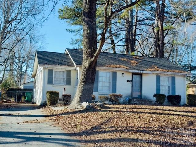 735 Pondella Dr., Charlotte, NC 28213