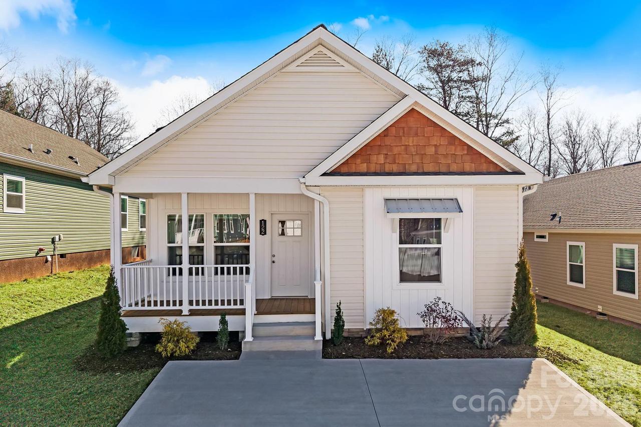 122 Bellamy Rd., Asheville, NC 28806