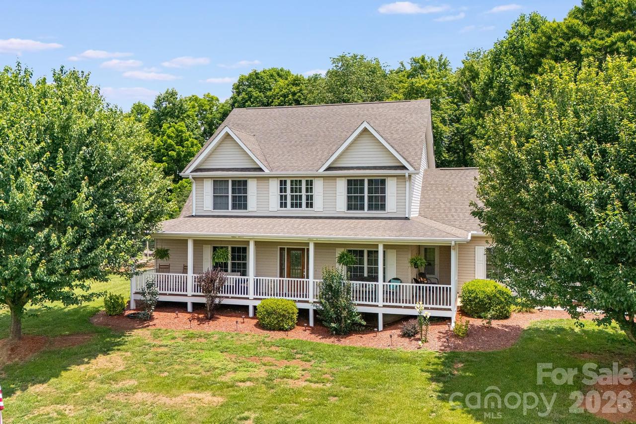 79 Bear Creek Hills Dr., Leicester, NC 28748
