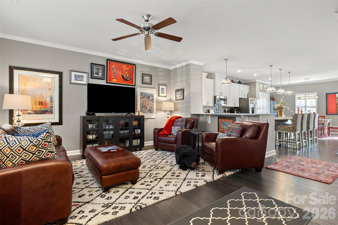 2023 Sage Park Dr., Charlotte, NC 28217