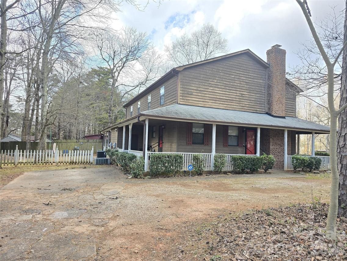 5729 Brickstone Dr., Charlotte, NC 28227