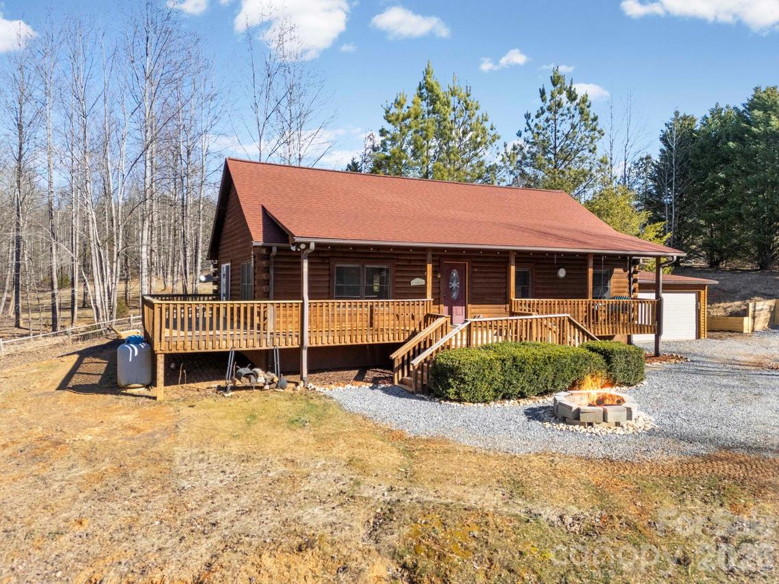 114 Woodstock Ln., Rutherfordton, NC 28139