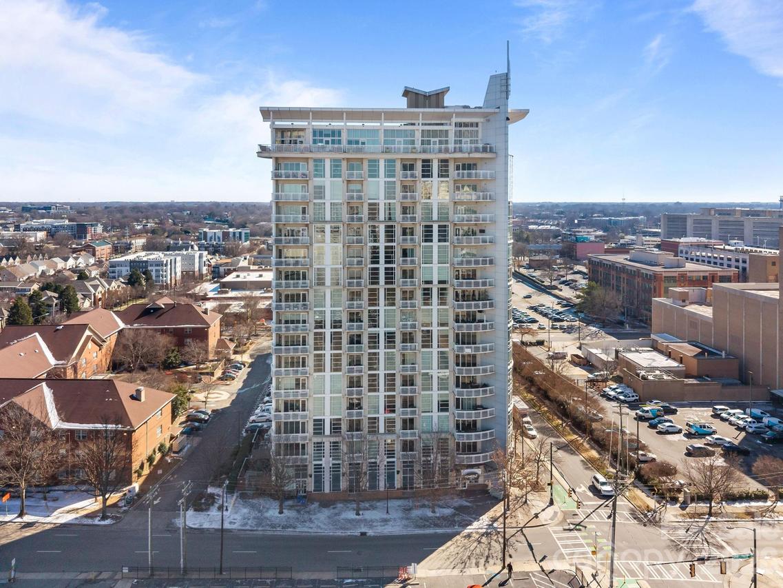 505 E 6th St. #912, Charlotte, NC 28202