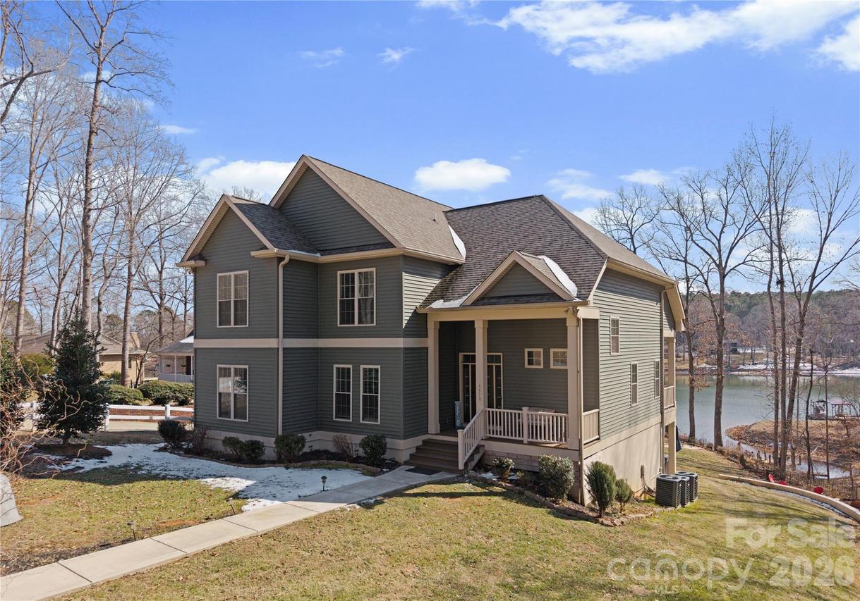 4478 Power Dr., Sherrills Ford, NC 28673