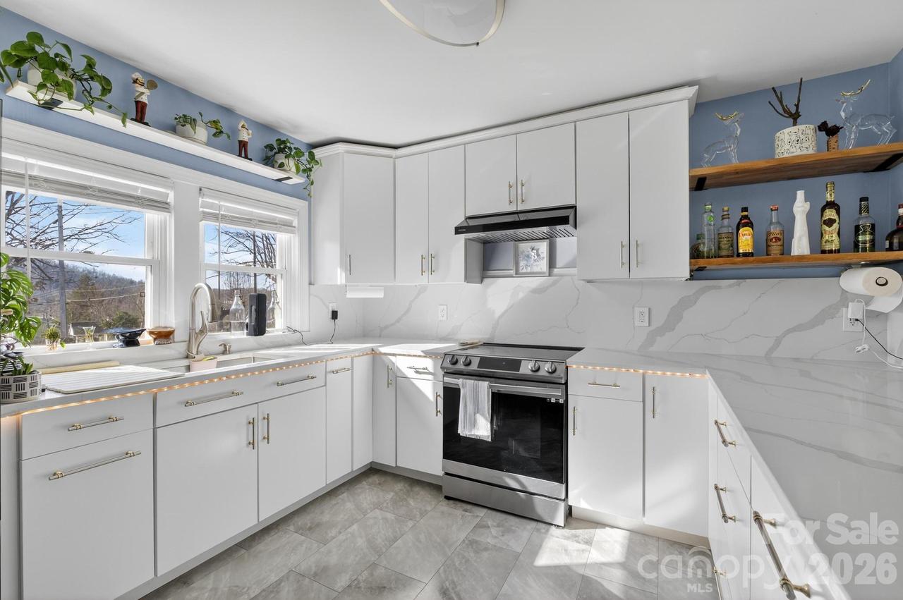 105 Countryside Dr., Lenoir, NC 28645