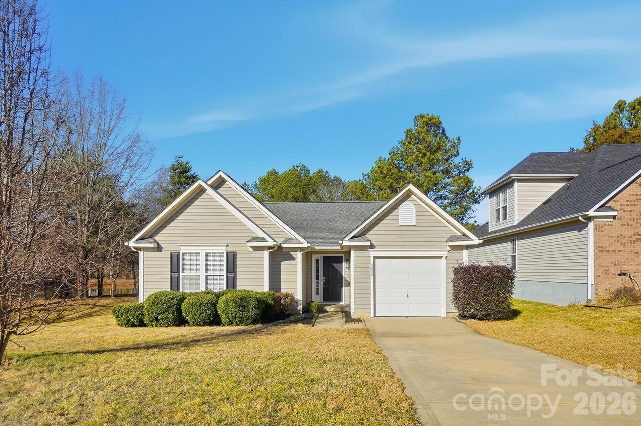 4529 Arabella Dr., Charlotte, NC 28273