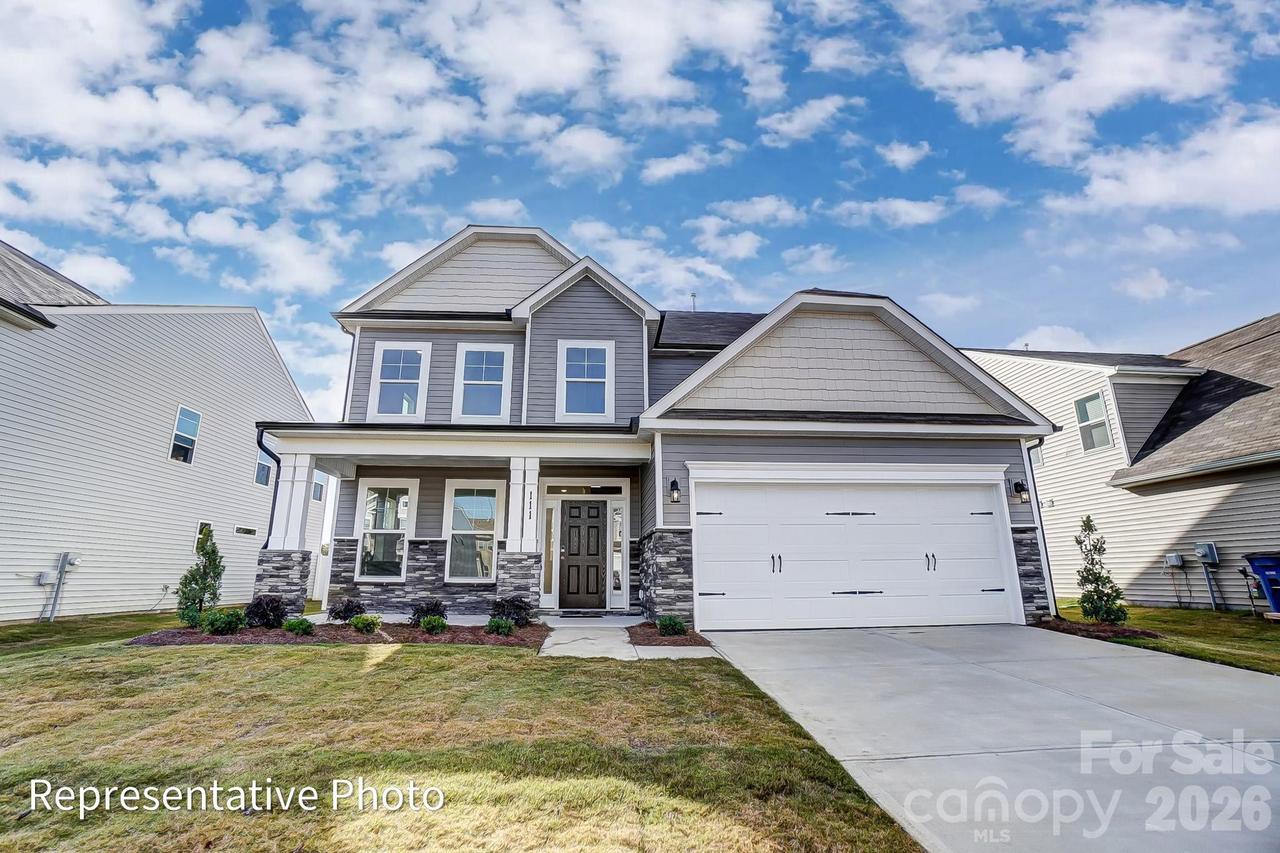 5923 New River Dr., Huntersville, NC 28078