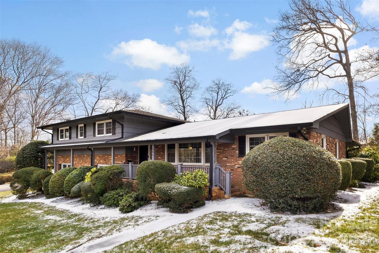 501 Eastwood Dr., Gastonia, NC 28054