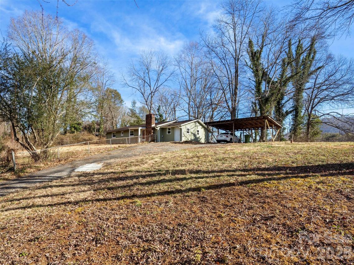 45 Gash Farm Rd., Asheville, NC 28805