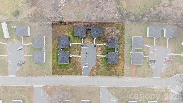 2213 Alma Ct., Charlotte, NC 28206