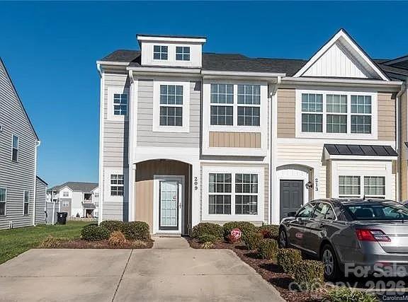 209 Halton Crossing Dr., Concord, NC 28027